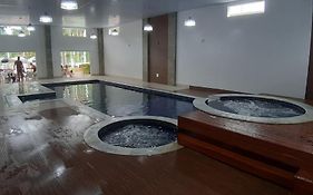 Flat Cavalinho c/ VISTA PANORAMICA e PISCINA AQUECIDA